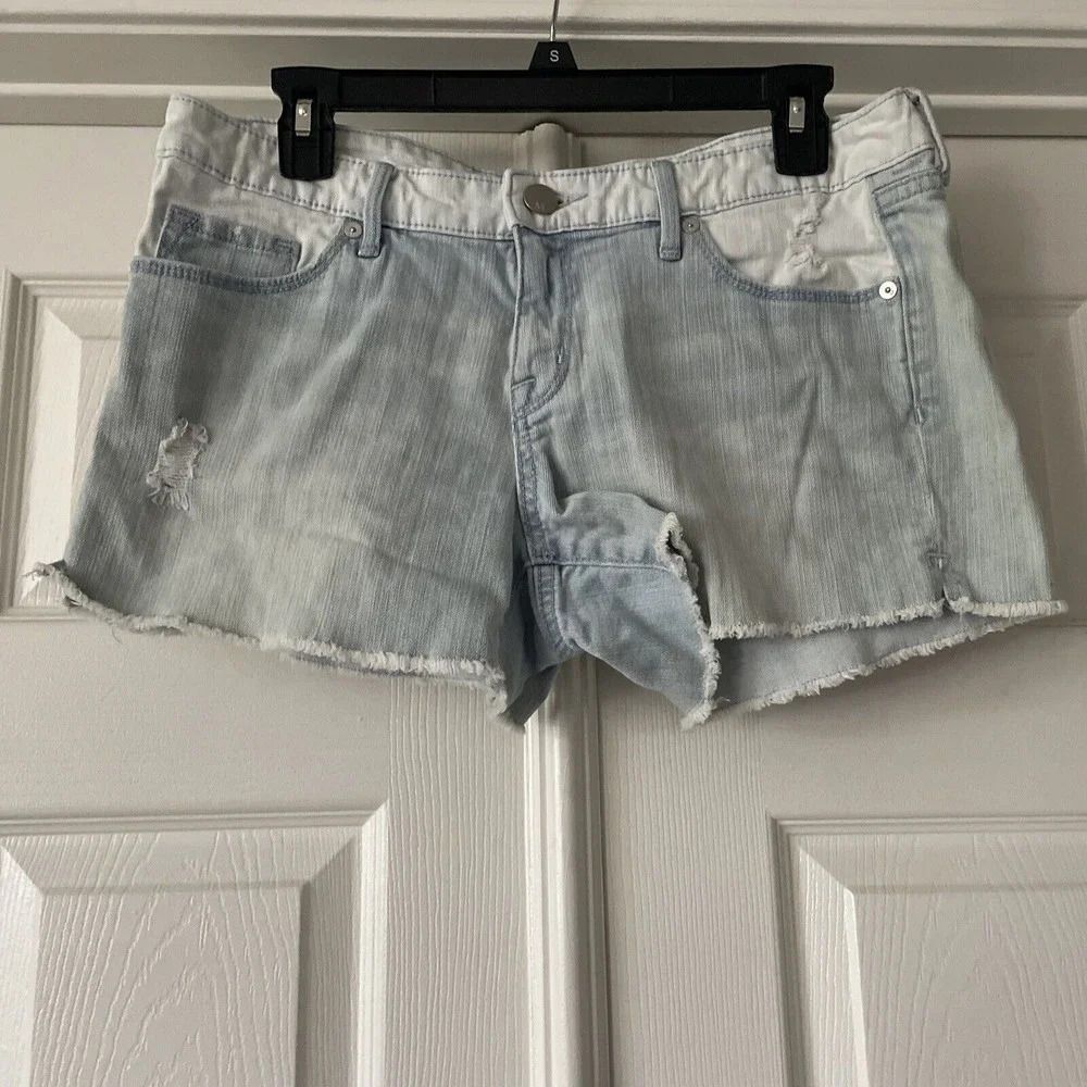 Mossimo Womens Cut Off Shorts‎ Sz 10 Pockets Denim Distressed Beach Stretch Blue